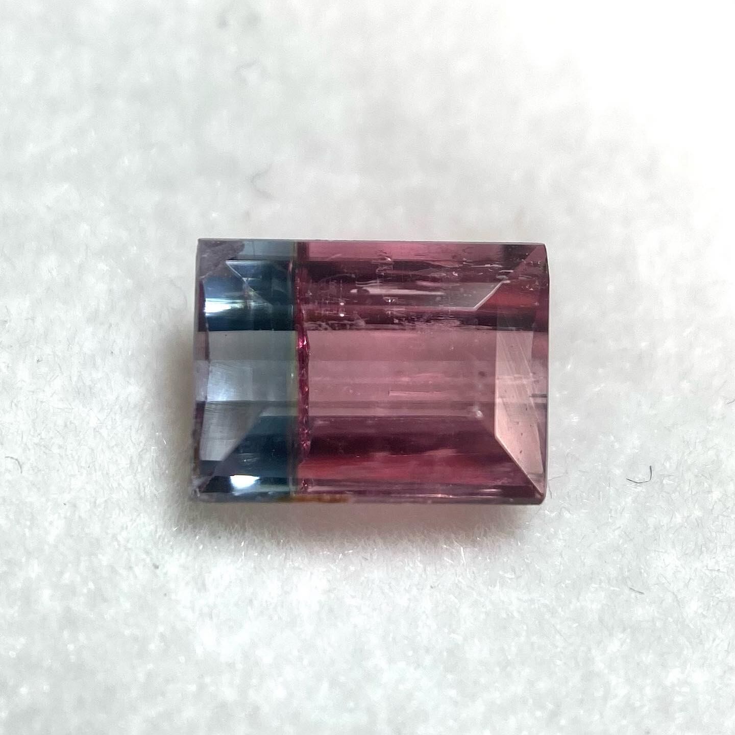 コントラストはっきりなバイカラートルマリン