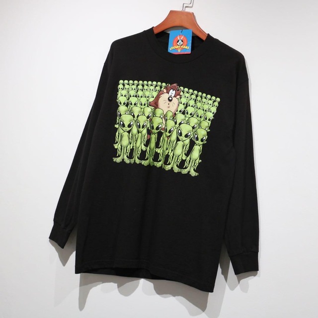 DEAD STOCK 90s LOOMEY TUNES L/S Tee