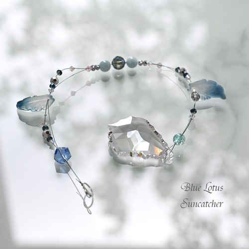 空間の浄化と癒し＊アクアマリン入り清流のサンキャッチャー