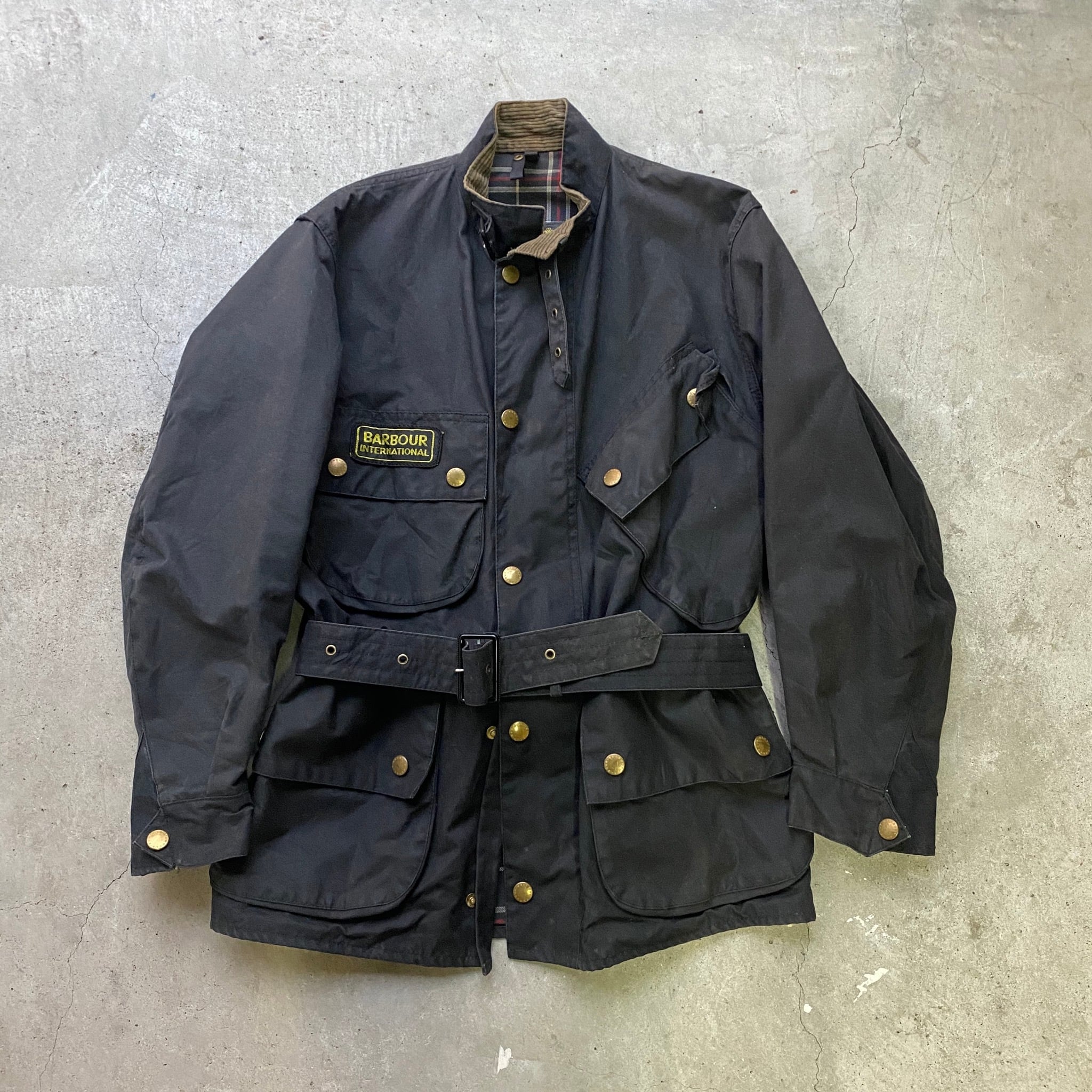 Barbour International A7 Brass XL レッド 英国 - ライダースジャケット