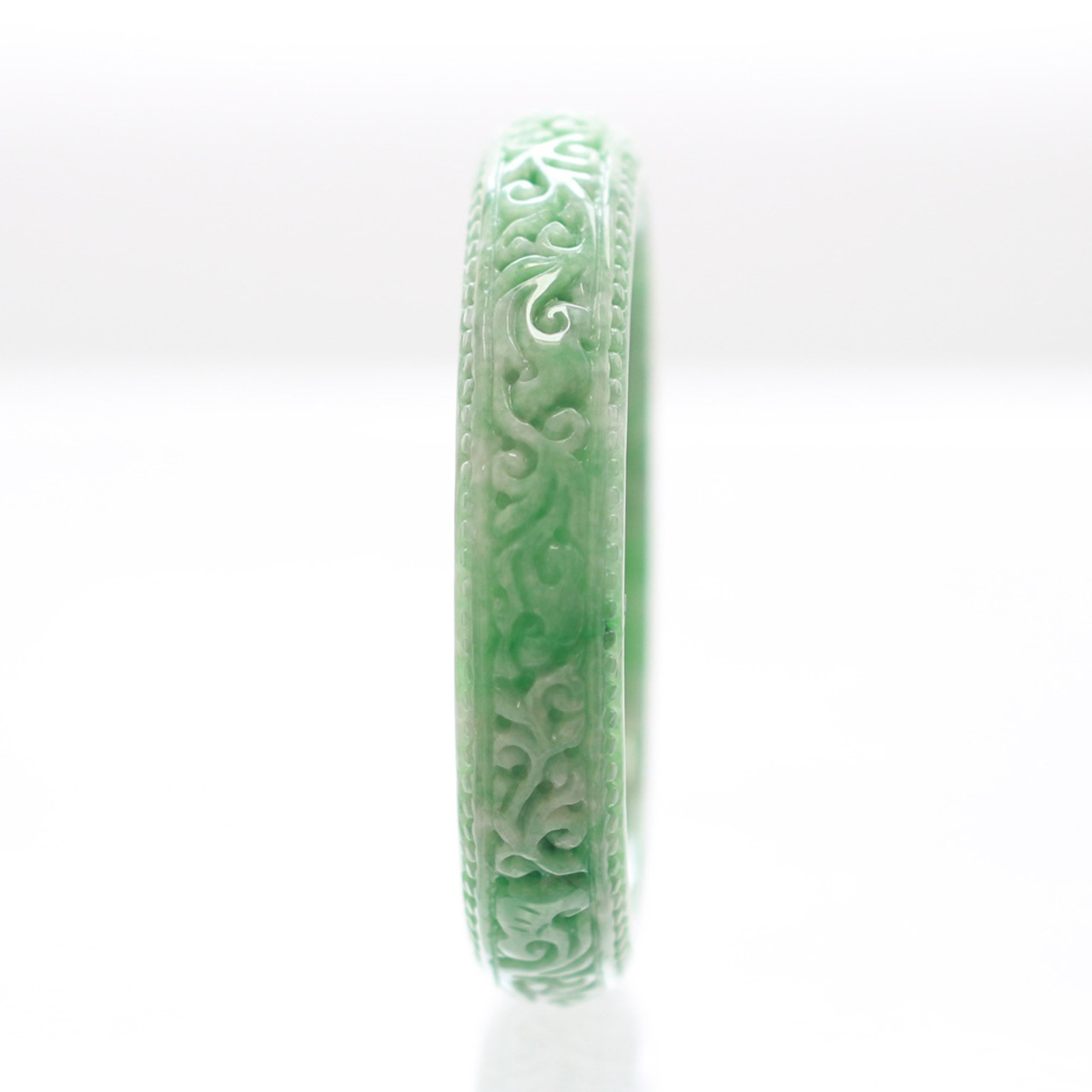 【内径 約54.5mm】 NyoYi Carving 翡翠バングル A貨翡翠 jd_bg1430