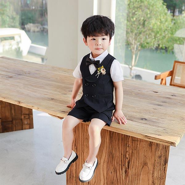 デザイン 子供用スーツ 夏 タキシード ストライプ スーツ 礼服 ホワイト ブラック 黒 セットアップ 男の子 かっこいい フォーマルスーツ 園児 小学生 半袖 半ズボン 白ベスト 黒シャツ おしゃれ 紳士 デザイン Www Satica Gob Pe