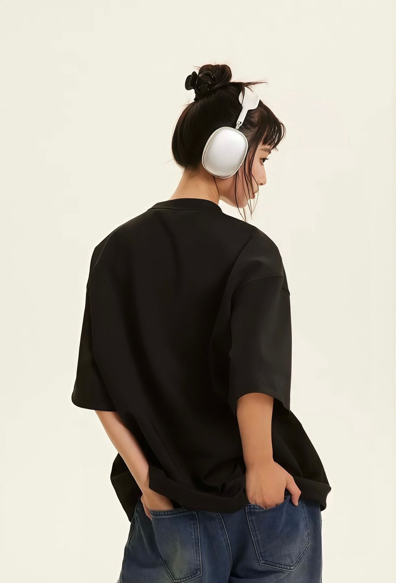 Denim Logo STAFF T-shirt UH00078