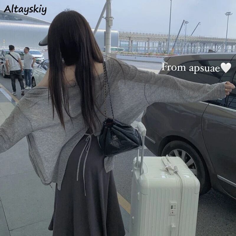 【新作】【送料無料】 カジュアルカーディガン女性レースアップルーズオールマッチ夏休み通気性ソフトデザイン薄型日焼け防止女性トップス固体バックスリット 0391976187153