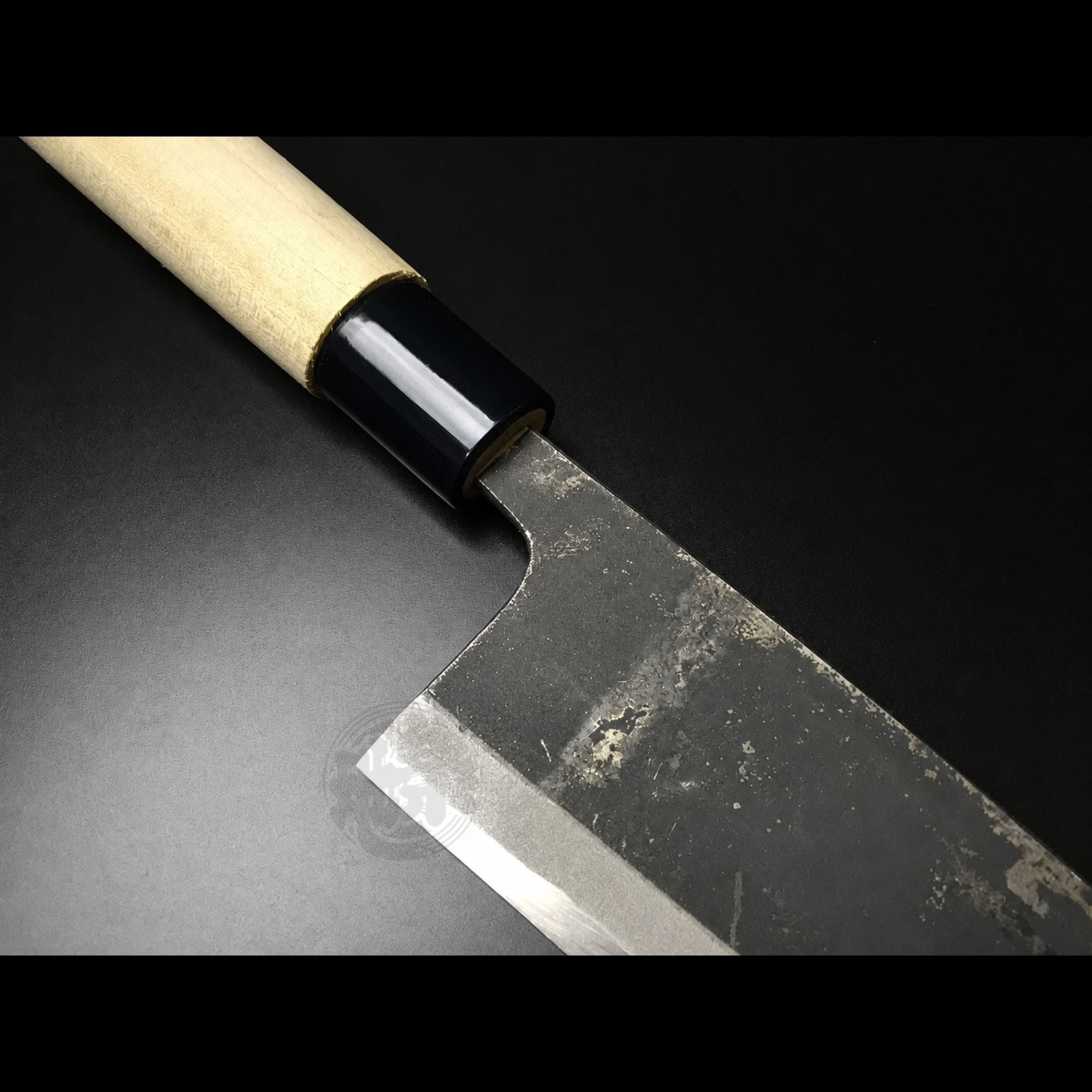 有次 薄出刃 包丁 150mm 白鋼3 朴の木柄｜Aritsugu UsuDeba Knife