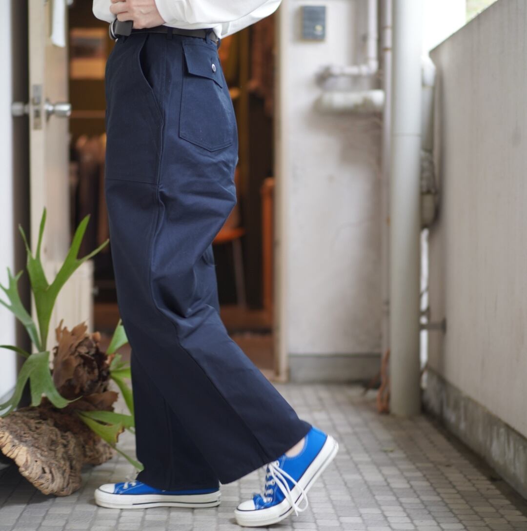 TUKI(ツキ)baker pants-navy blue-(0152) | Debby