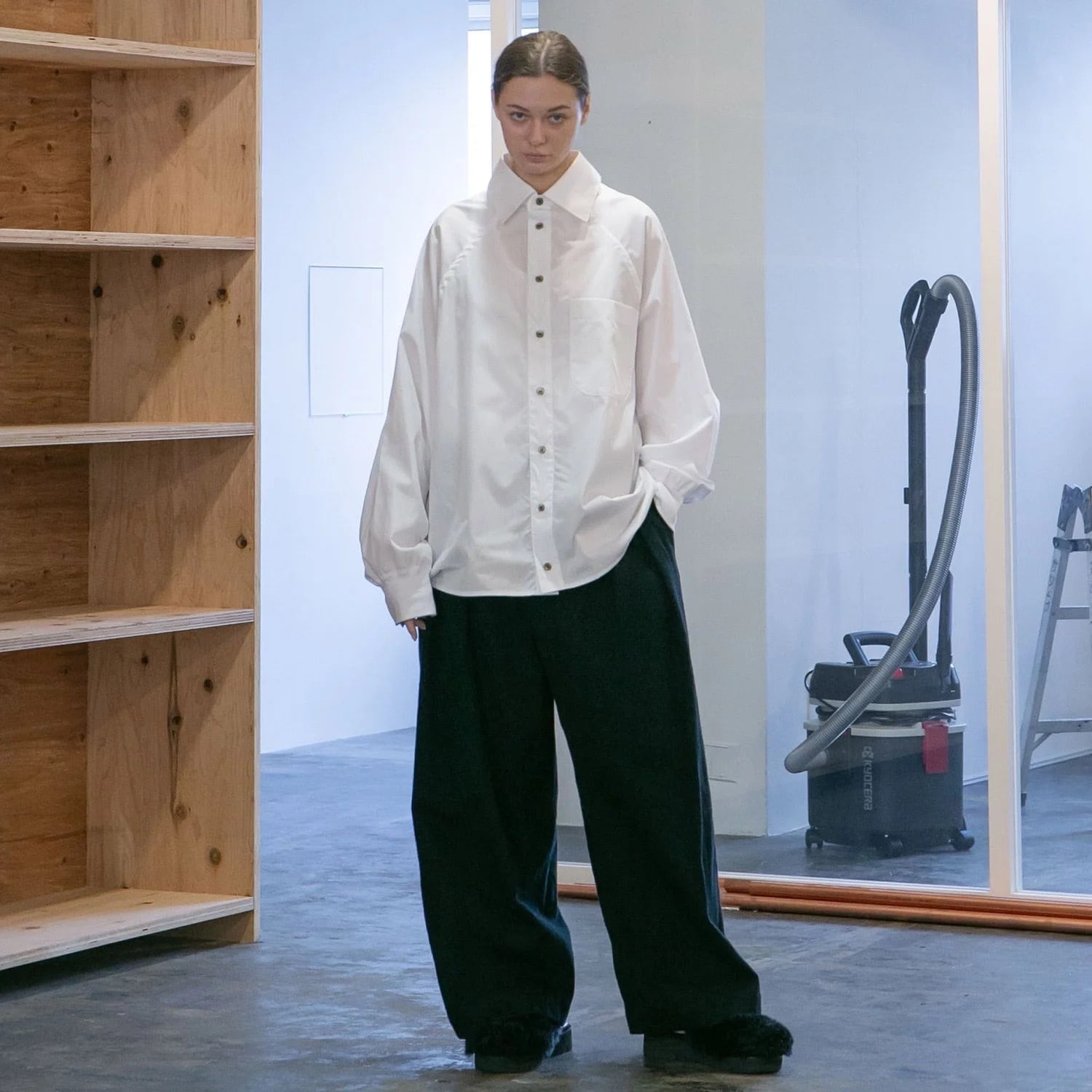 my beautiful landlet POPLIN RAGLAN OVERSIZE RIB SHIRT WHITE | nua