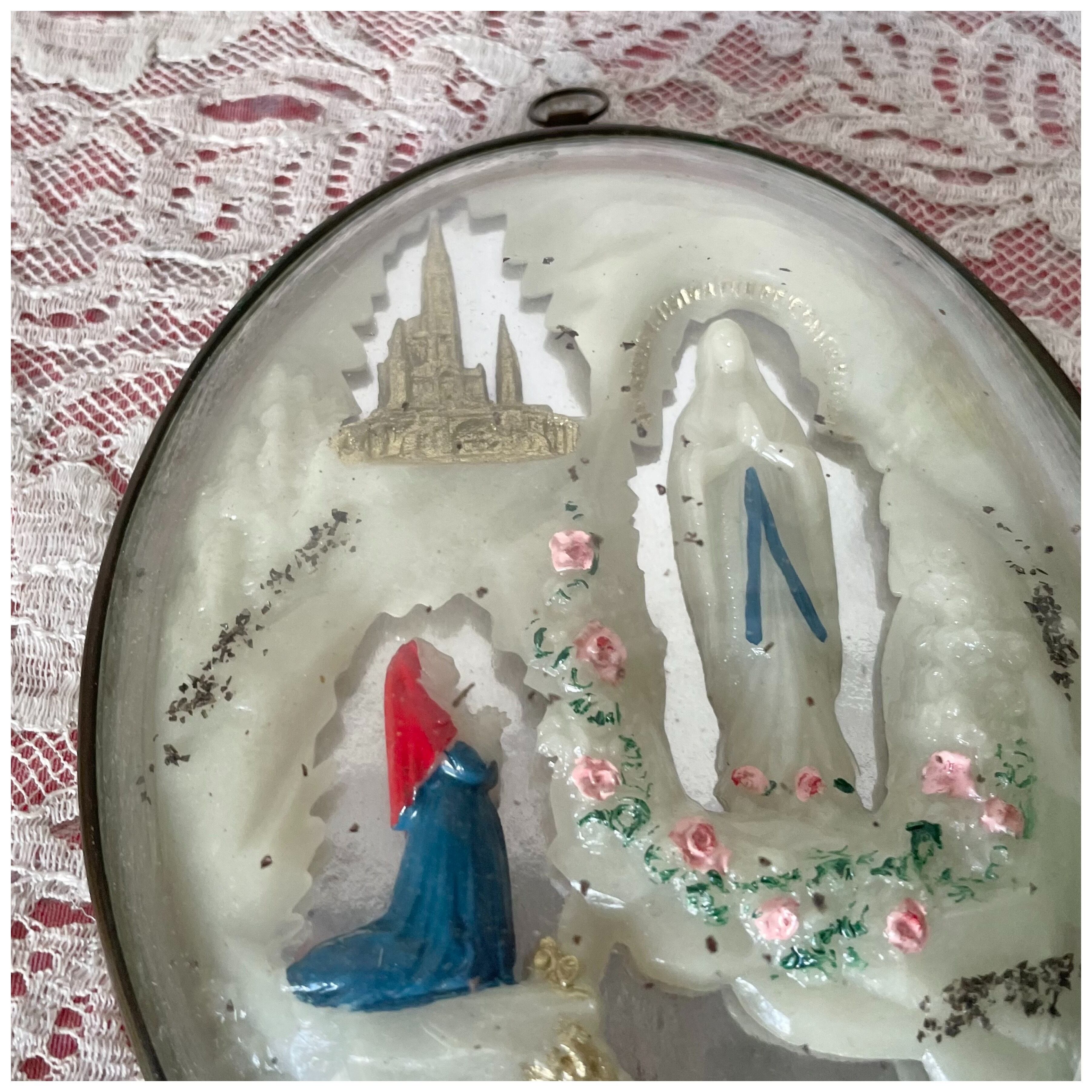 フランスアンティーク オーバル型のガラスドーム 壁掛け ドライフラワー