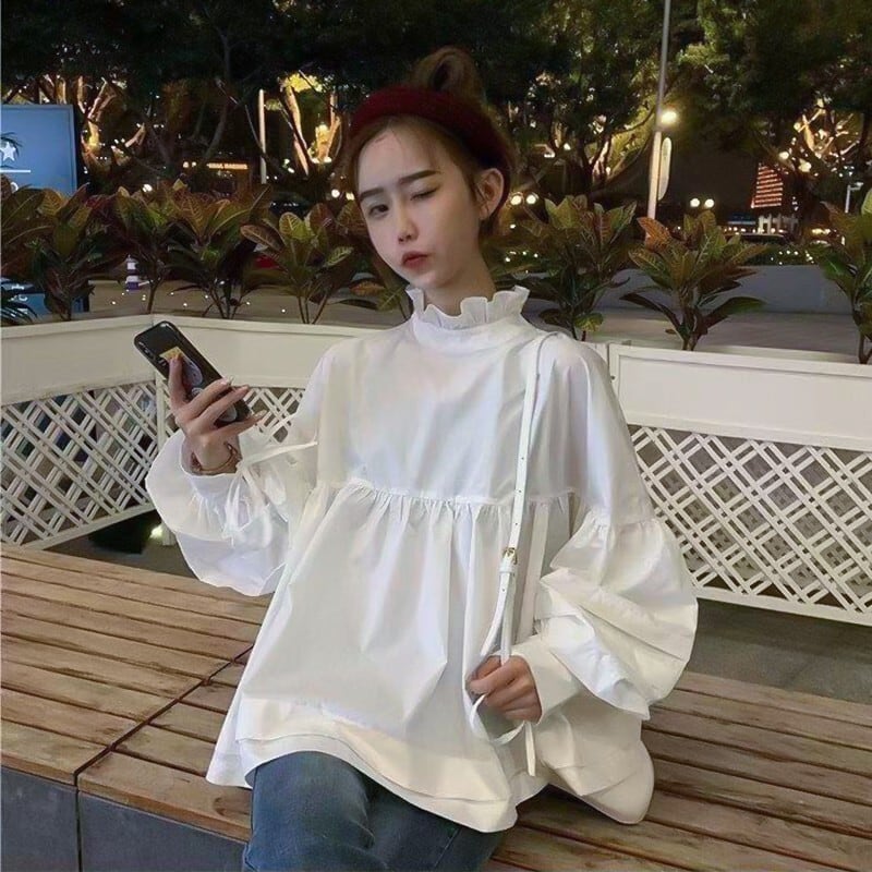 トップス シャツ プルオーバー 白シャツ 白トップス 袖あり 長袖 ハイネック ストレート フリル リボン かわいい カジュアル 大人 おしゃれ お洒落 レトロ 大人女子 ラブリー キュート ガーリー ルーズ 無地 春 10代 20代 レディース 女性用 デート お出かけ 女子会 休日 イベント 普段使い ファッション コーデ スタイル サイズ S M L XL 白 ホワイト 黒 ブラック