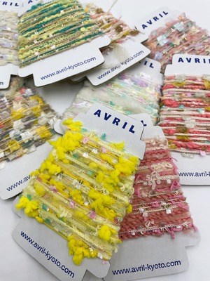 集めたくなる♬楽しい♬可愛い♡『ちょこっと巻きのファンシー糸』AVRILペラコーン146