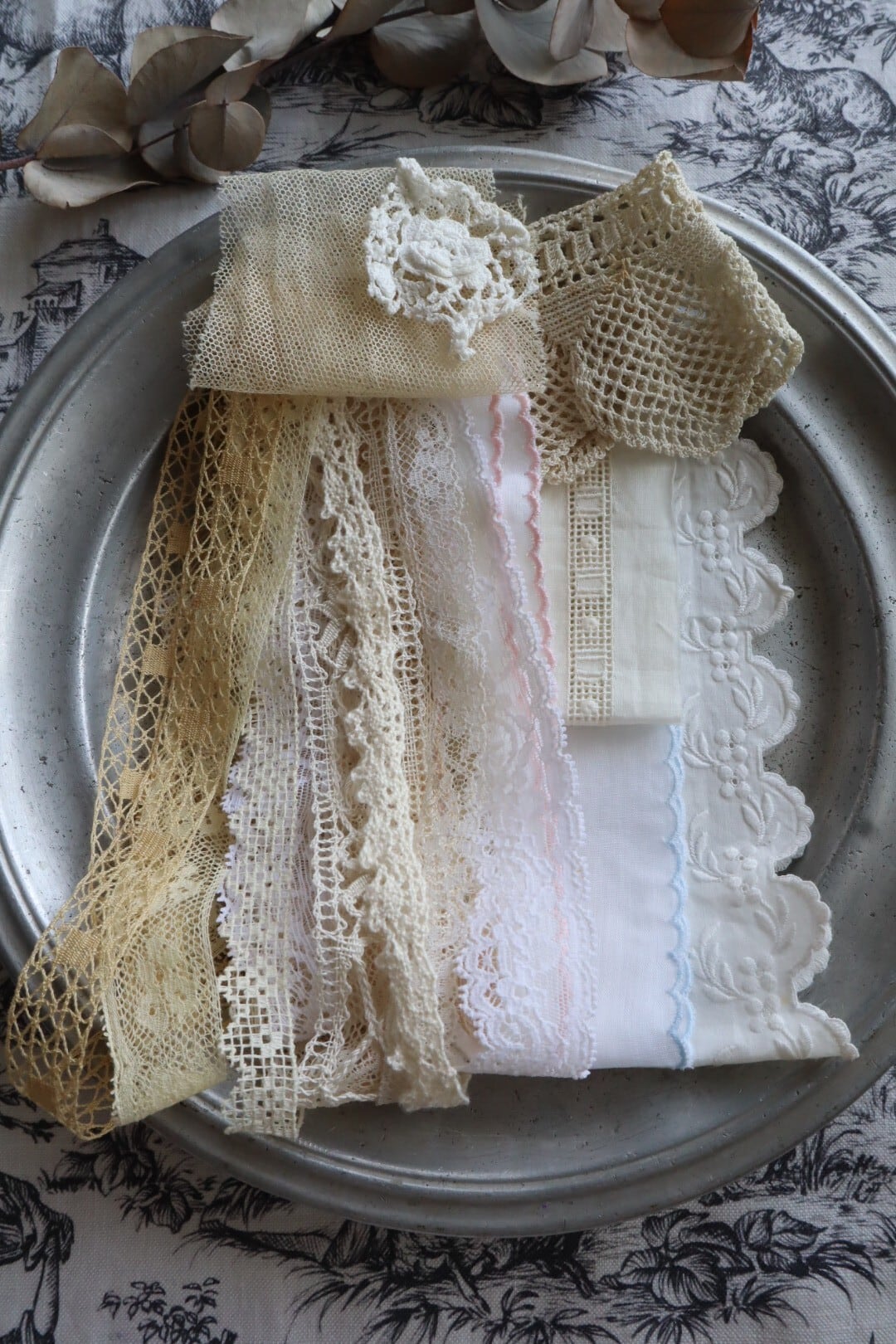 レース | vmt antique アンティーク雑貨の家