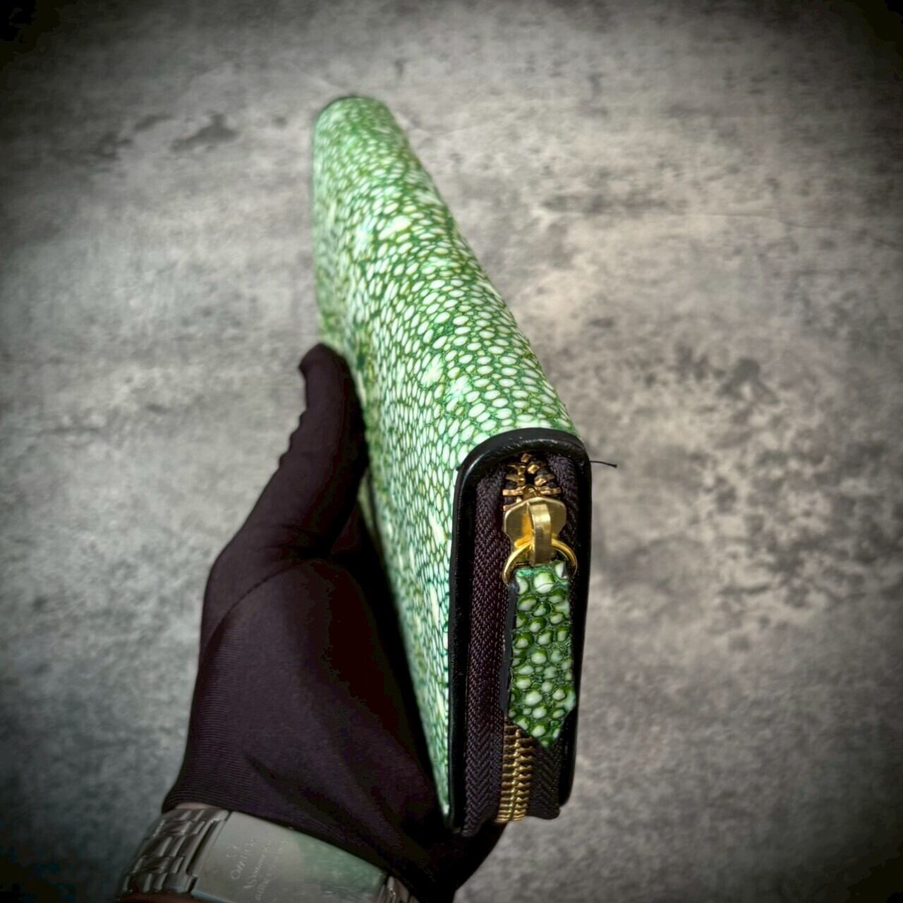 スタースティングレイ 長財布 エイ革 一枚革 ガルーシャ カイラギ 梅花