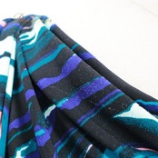 社交ダンス 衣装 トップス ブラウス グリーン系 ブラック系 Chacott ROYAL DANCE チャコットロイヤルダンス 日本製 伸縮 ストレッチ 練習 レッスン 柄 模様 緑 黒 青 ドレープ パーティー 総柄 かわいい 鮮やか ピンク系 ブルー系