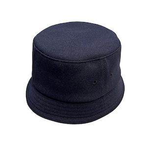 rajabrooke / BERGUNA HAT NAVY