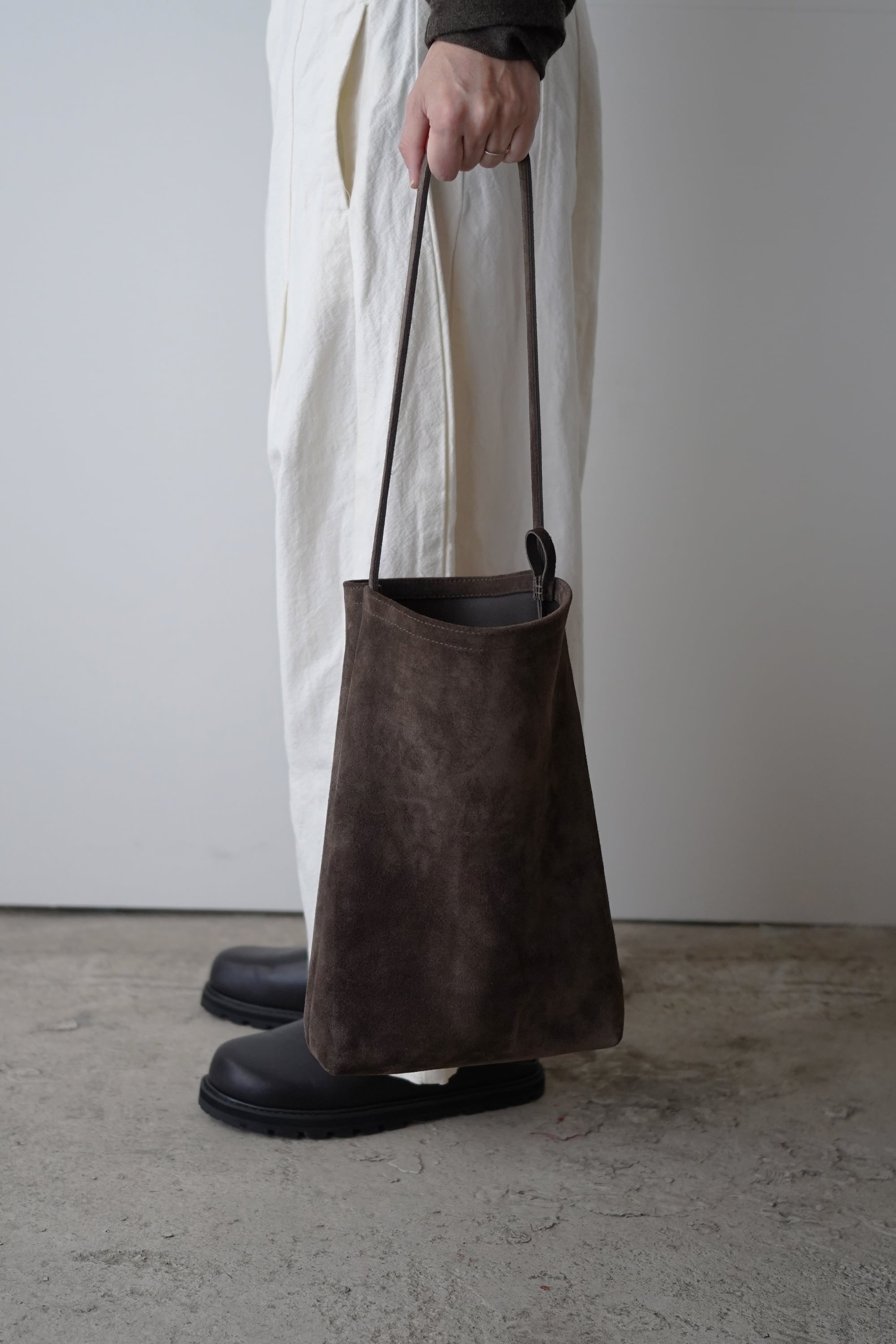 受注生産 [ MOLVAR ] SUEDE TOTE BAG / 牛スエードトートバッグ 本革