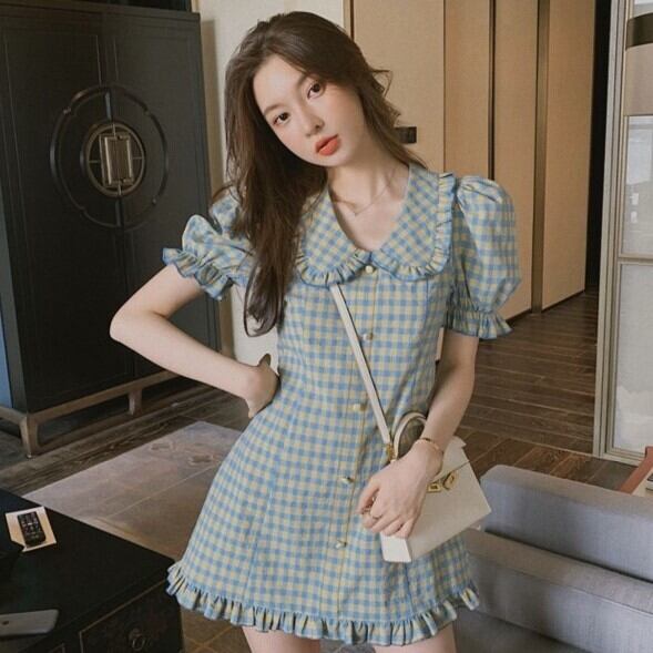 ワンピース レディース ミニワンピース シャツワンピース ドールカラー 半袖 Aライン フリル 甘め かわいい 大人可愛い おしゃれ お洒落 こなれ感 ラブリー キュート ガーリー レトロ 主役級 存在感 チェック柄 春 夏 10代 20代 学生 通学 デート お出かけ 女子会 買い物 休日 着回し 普段使い 重ね着 韓国 韓国系 送料無料 ファッション コーデ スタイル 体型カバー トレンド 流行 インスタ映え ゆったり ゆる S M L
