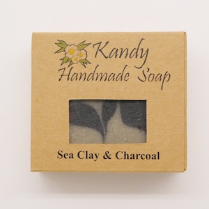 海粘土と炭石鹸（110g）by Kandy Handmade Soap
