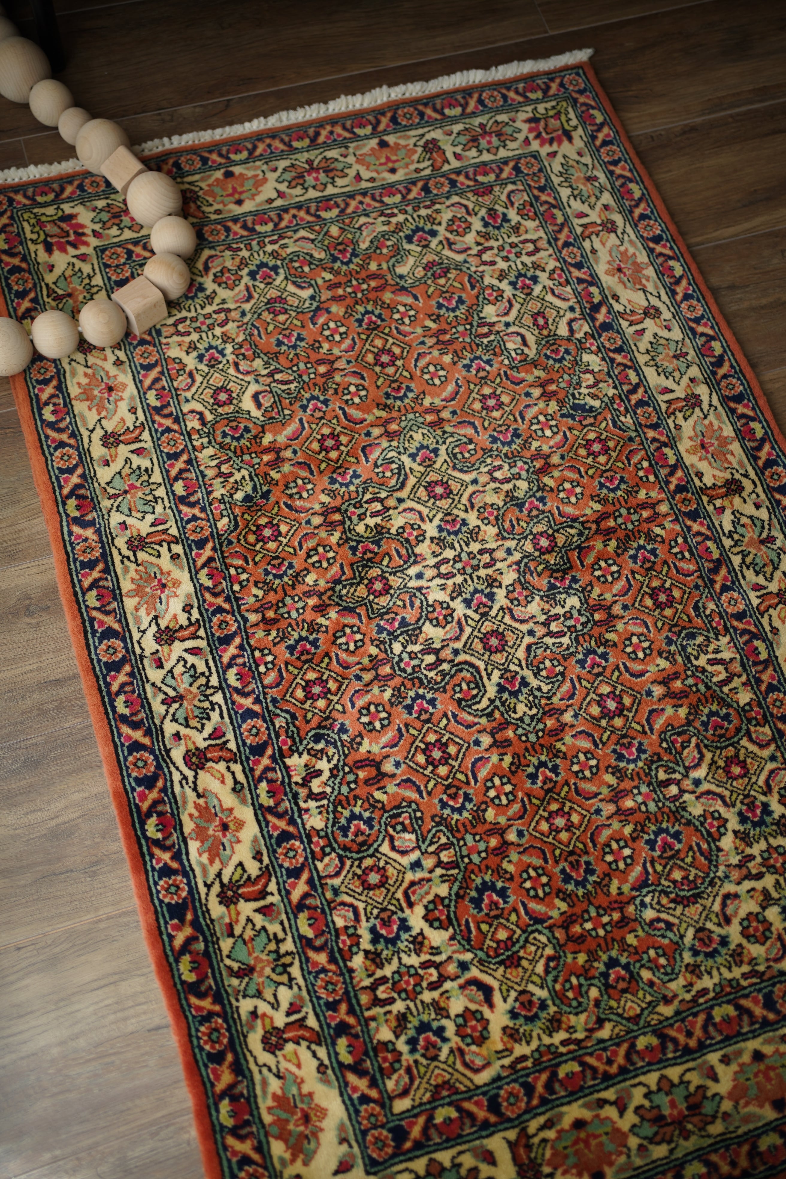 Medium Size | ヴィンテージラグ専門店 TIME RUG （ペルシャ絨毯