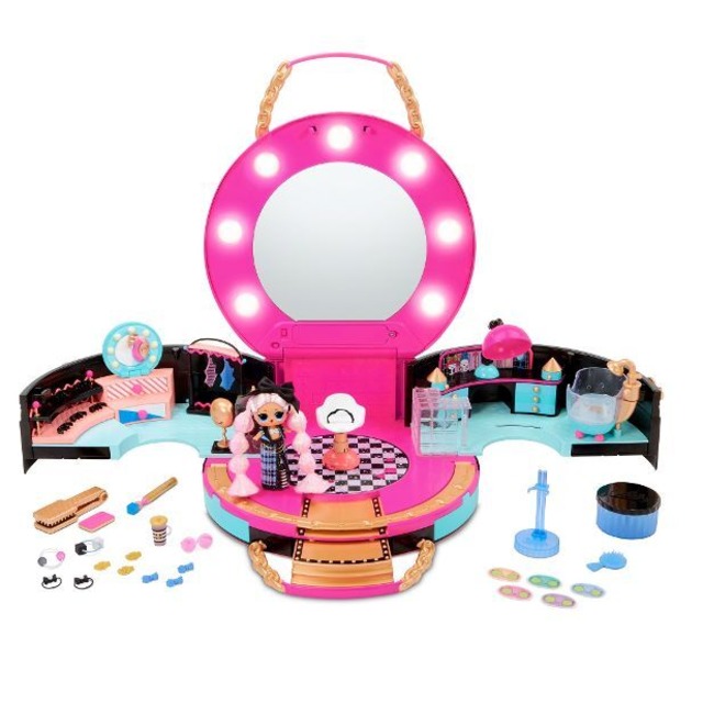 送料無料 L O L Surprise Hair Salon Playset With 50 Surprises And Exclusive Mini Fashion Doll Shop All L O L Surprise Bunny S Cafe 可愛いおもちゃ屋さん