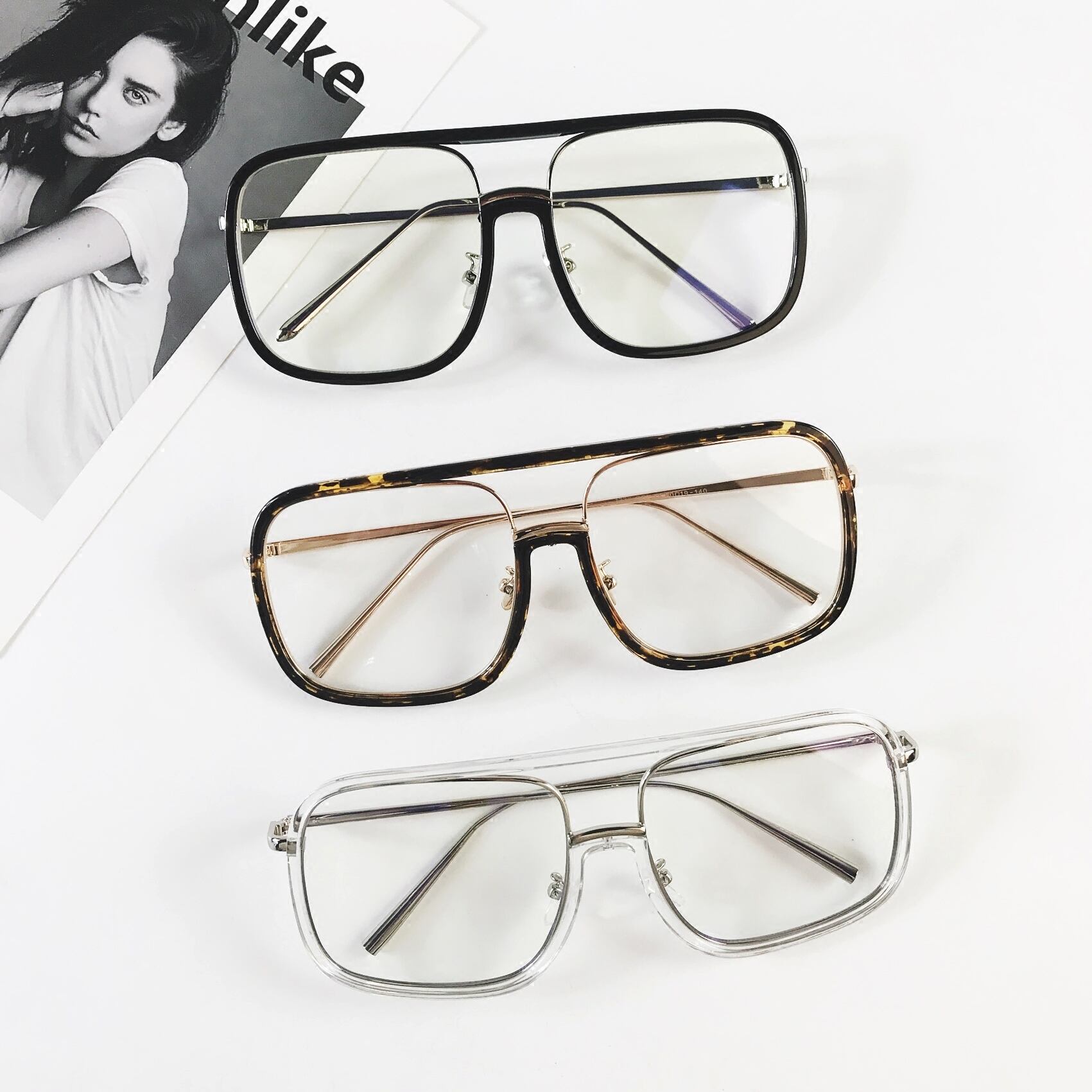 可能な正方形のフレームは近視の大きな箱の男性と女性のネットの赤い星の大きなフレームのglesフレームフラットミラーフレームをサングルします ブラック・アイド・ピーズ38117639935