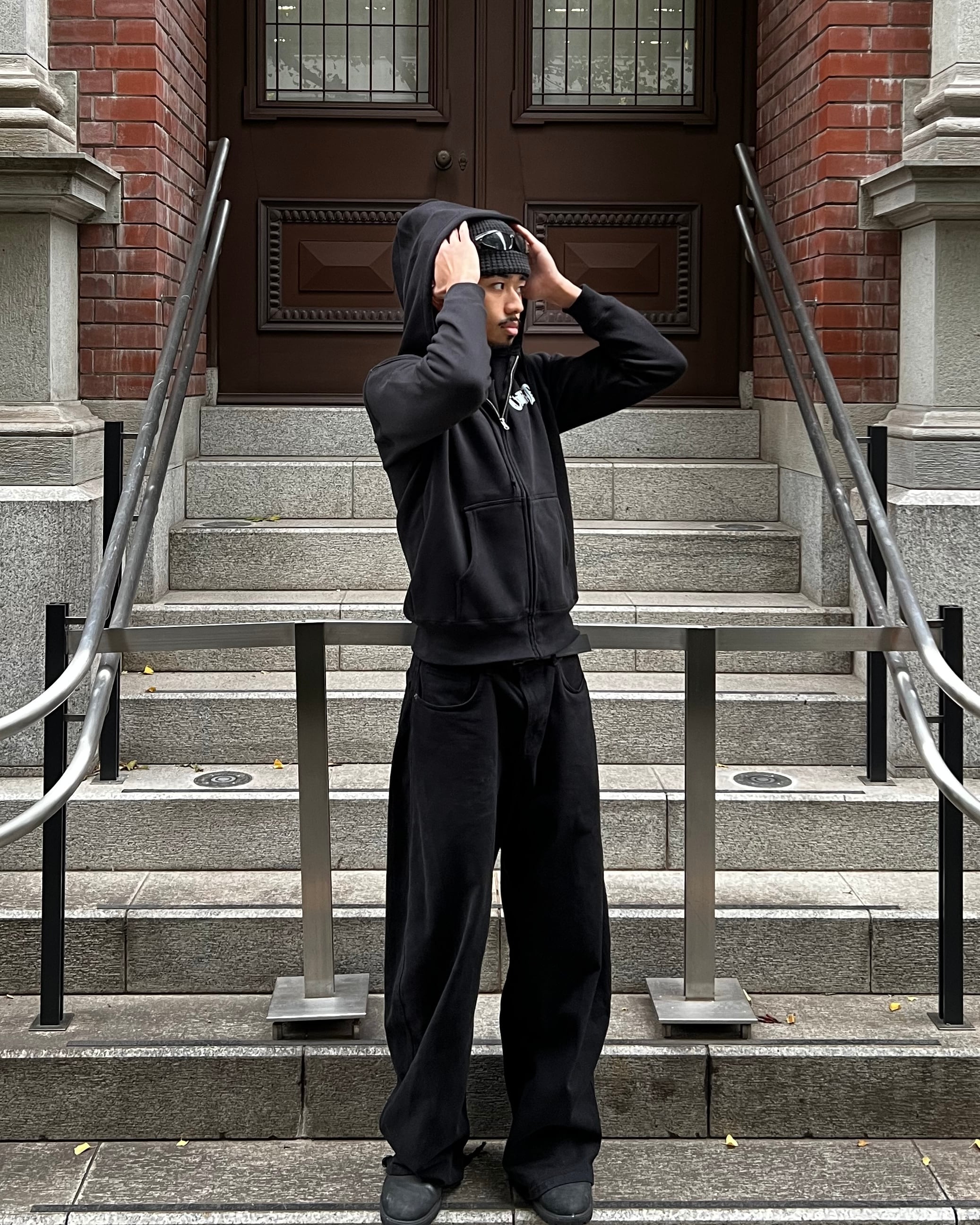 ORIGINAL ZIP HOODIE /BLACK | chillz clothing