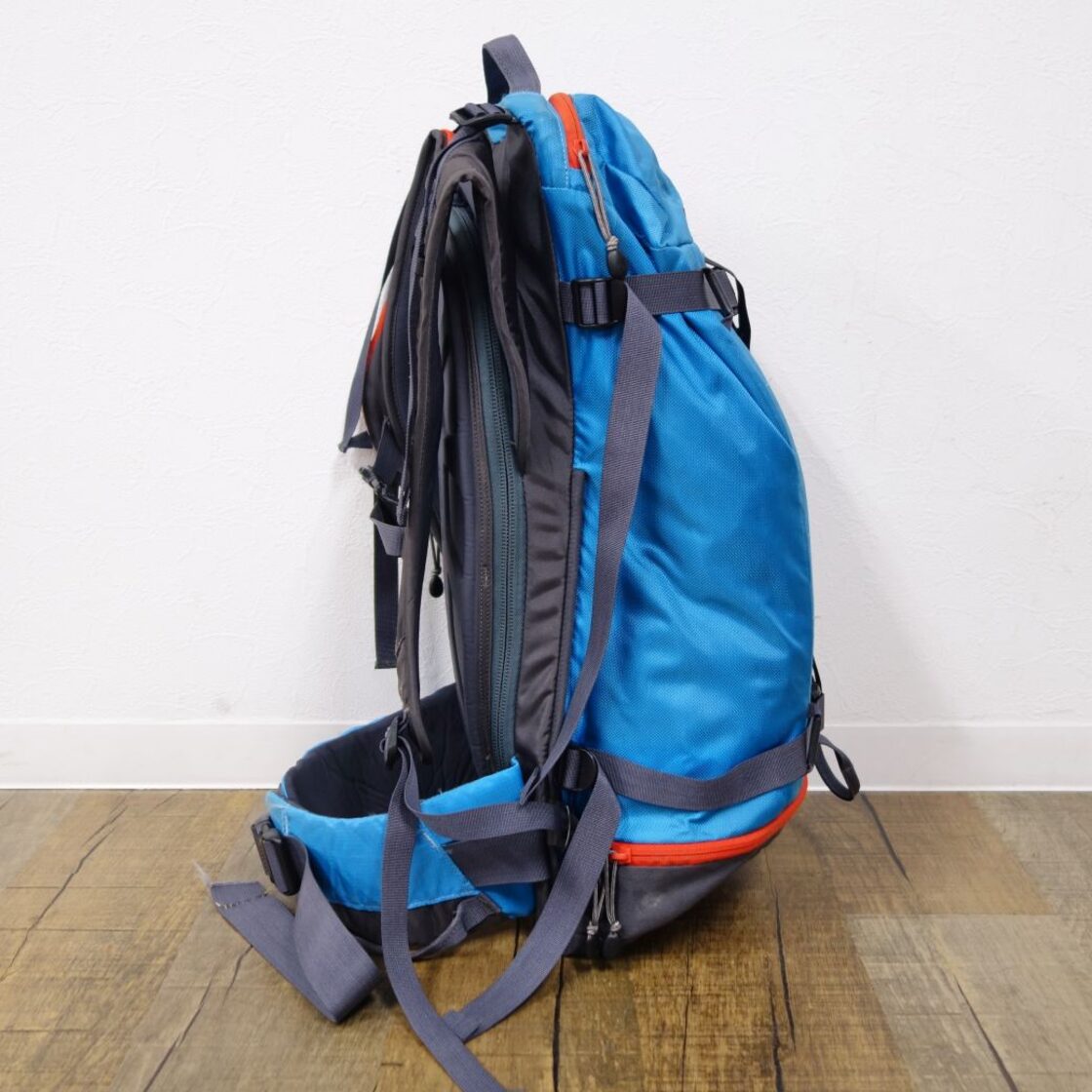 ノローナ NORRONA lofofen Integral 30 ロフォテン 30L バック  