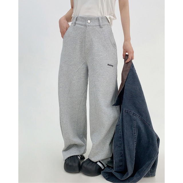 button milling straight sweatpants　ボタンフライスストレートウェットパンツ　J0870