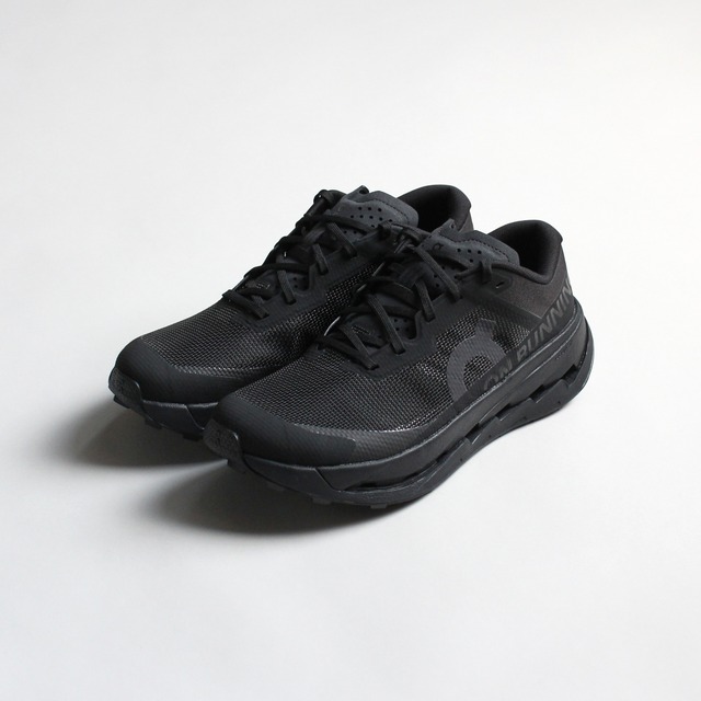 On（オン）Cloudmonster 3（クラウドモンスター3）Black / Black メンズ ランニングシューズ