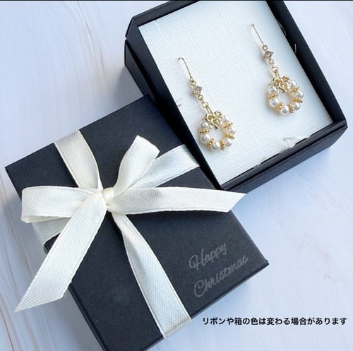 凛と輝く冬の結晶ピアス／イヤリング イヤーカフ　クリスマス