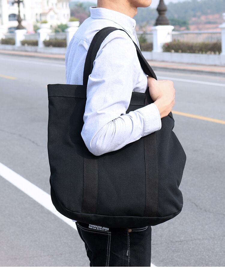 予約受付中 ttelen.プリーツ大容量メッセンジャーバッグ似common  