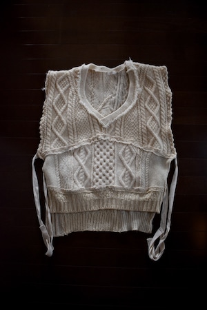 physis original remake knit vest