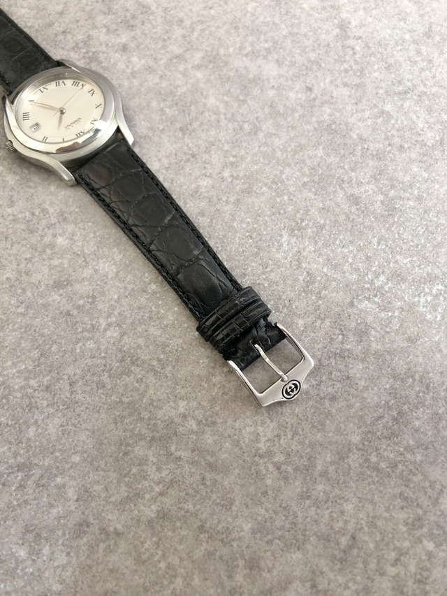 GUCCI グッチ 腕時計 シルバー×ブラック ローマ文字 ステンレススチール 5500Ｍ vintage ヴィンテージ オールド 24mgta