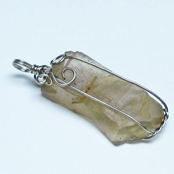 リビアングラス ペンダント 一点物 メール便可 112-13848