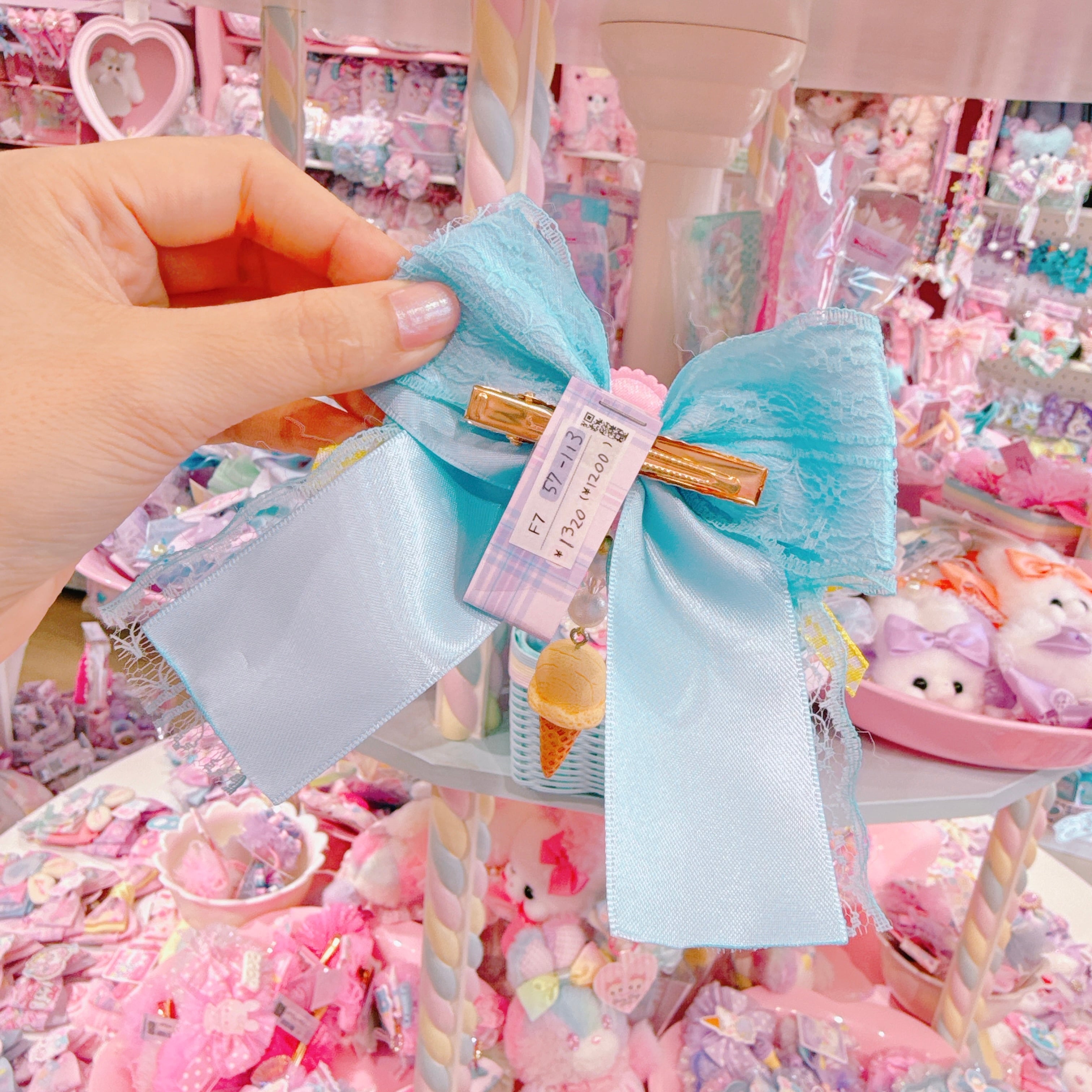 【F7】57-113レースヘアクリップ