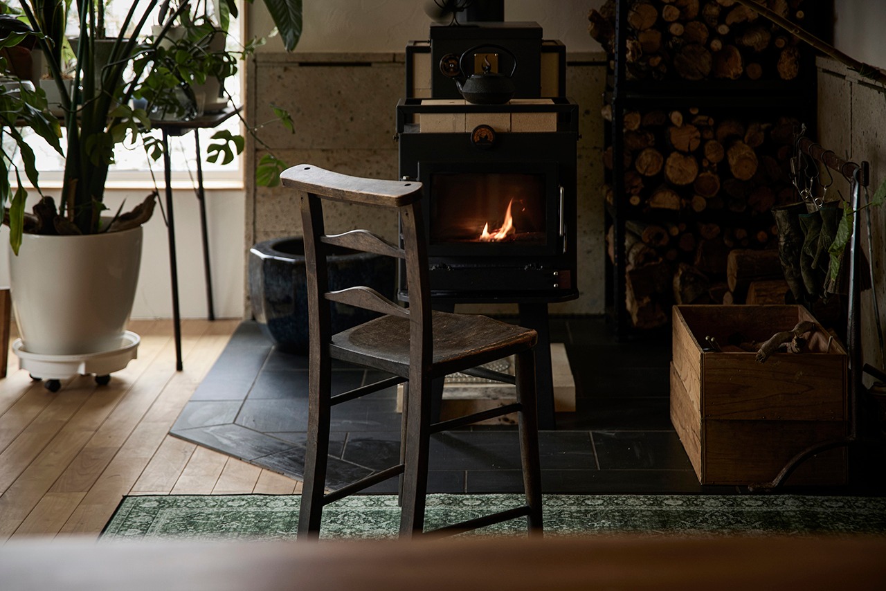 ヴィンテージ チャーチチェア(A)　：アンティークレトロビンテージ教会イス木製椅子ダイニングチェアカントリー