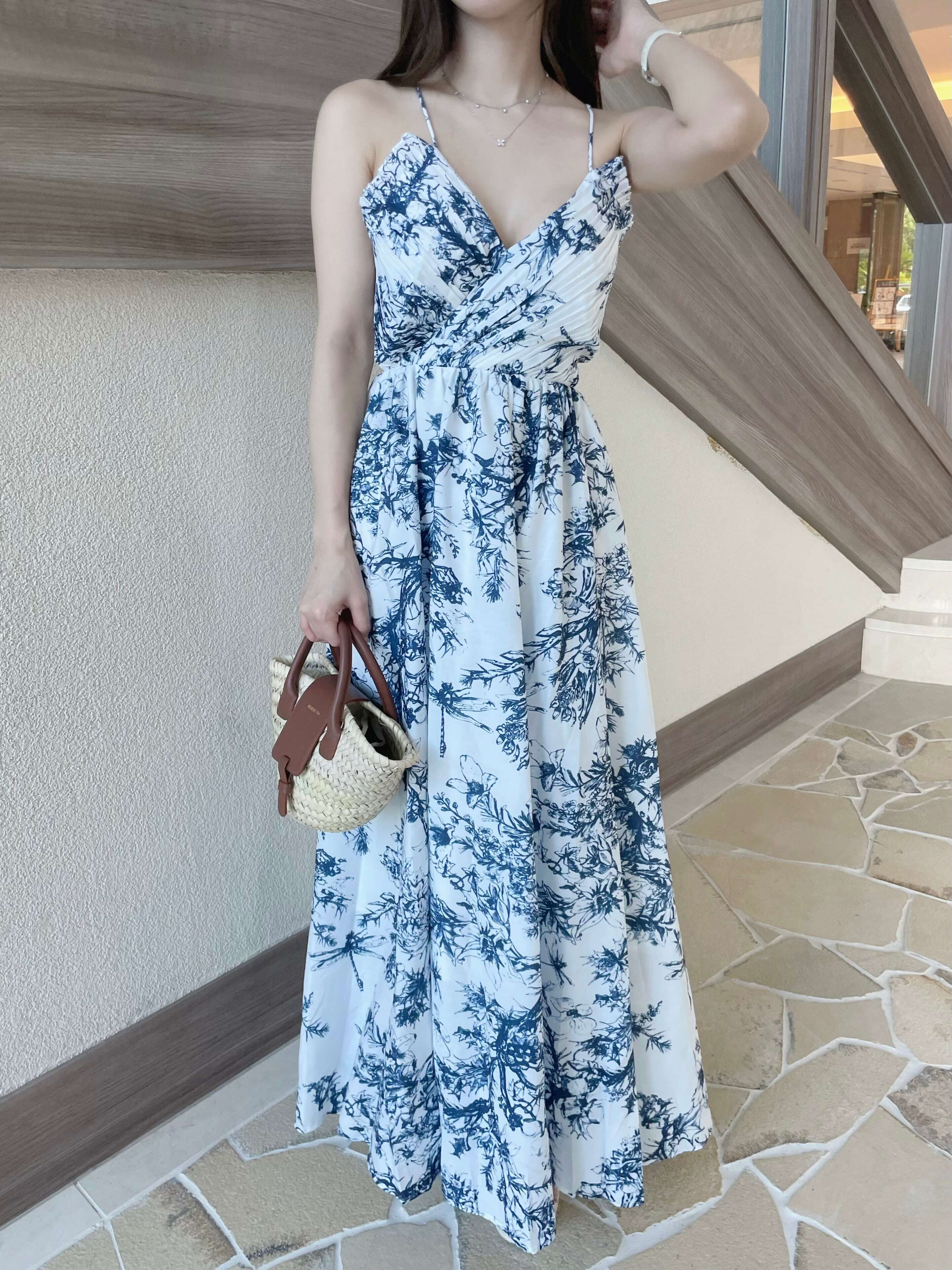 リゾートフラワーバッククロスワンピース | Lilycloset - ファッション通販 