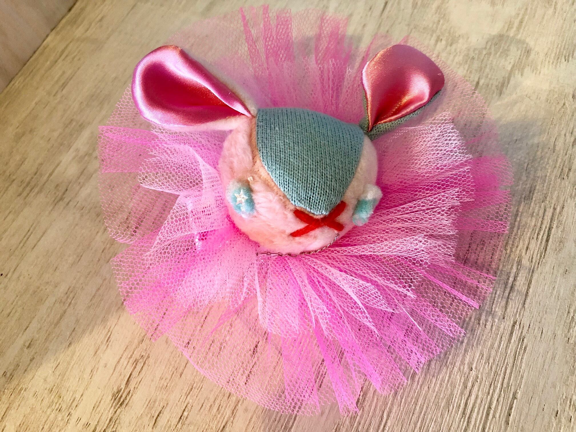 KANA ペコリブローチ【ピンク】