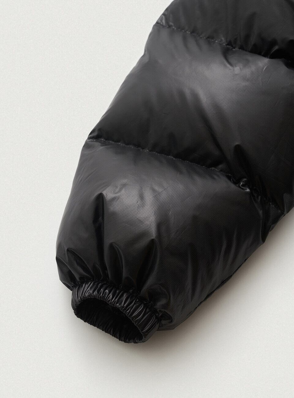 1月初旬発送 [The Barnnet] Black Reversible Hooded Goose Puffer