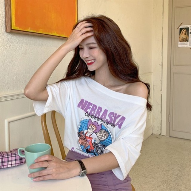 オフショルダーtシャツ レディーストップス カジュアルスタイル プリントtシャツ 韓国ファッション 五分袖 可愛い セクシー 春夏 K0261 Shopmall To You