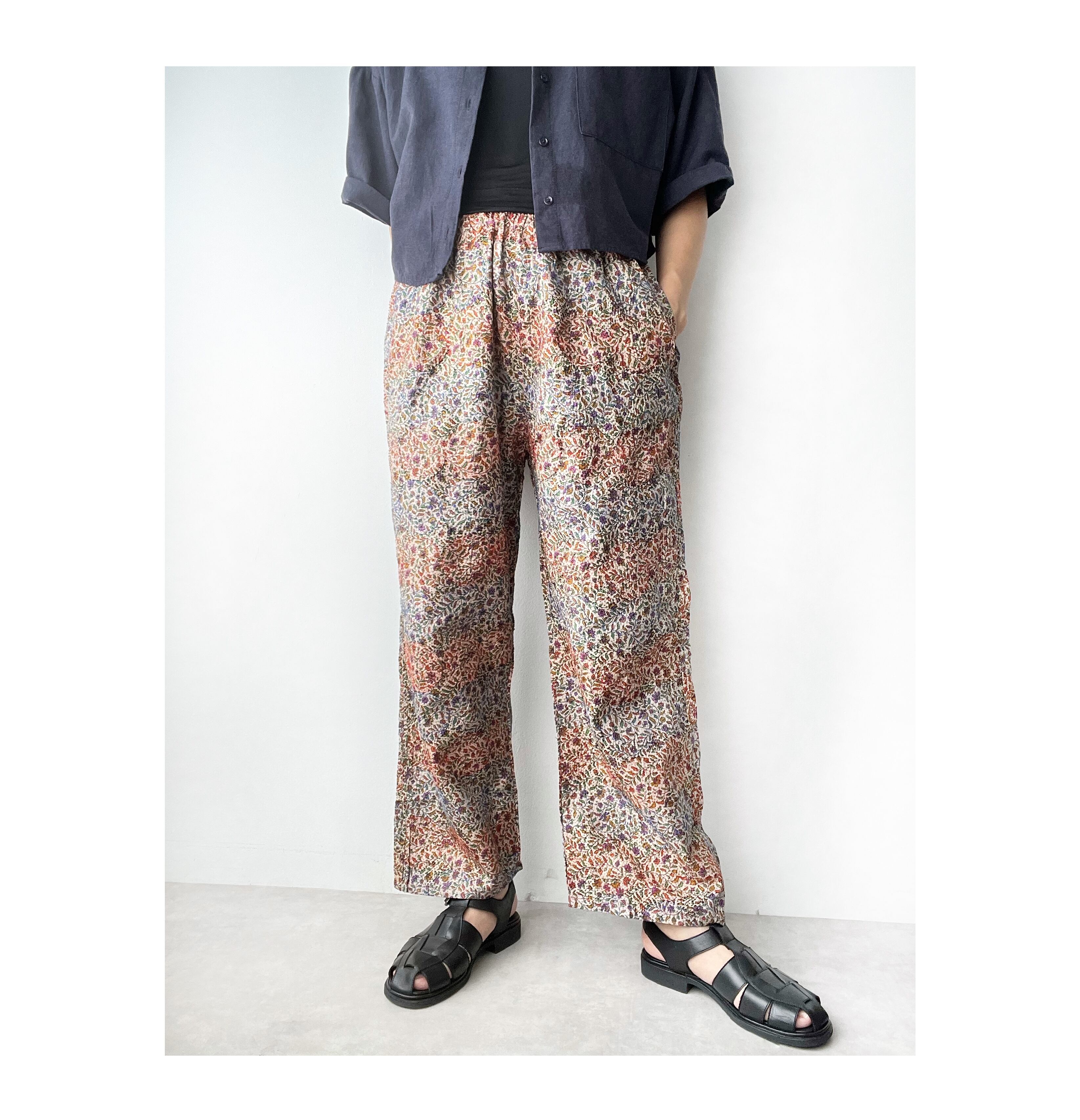 未使用品　pokipcee ポキプシー　シルク刺し子パンツ　ぐるぐる　1点物 未使用品 pokipcee ポキプシー シルク刺し子パンツ ぐるぐる 1点