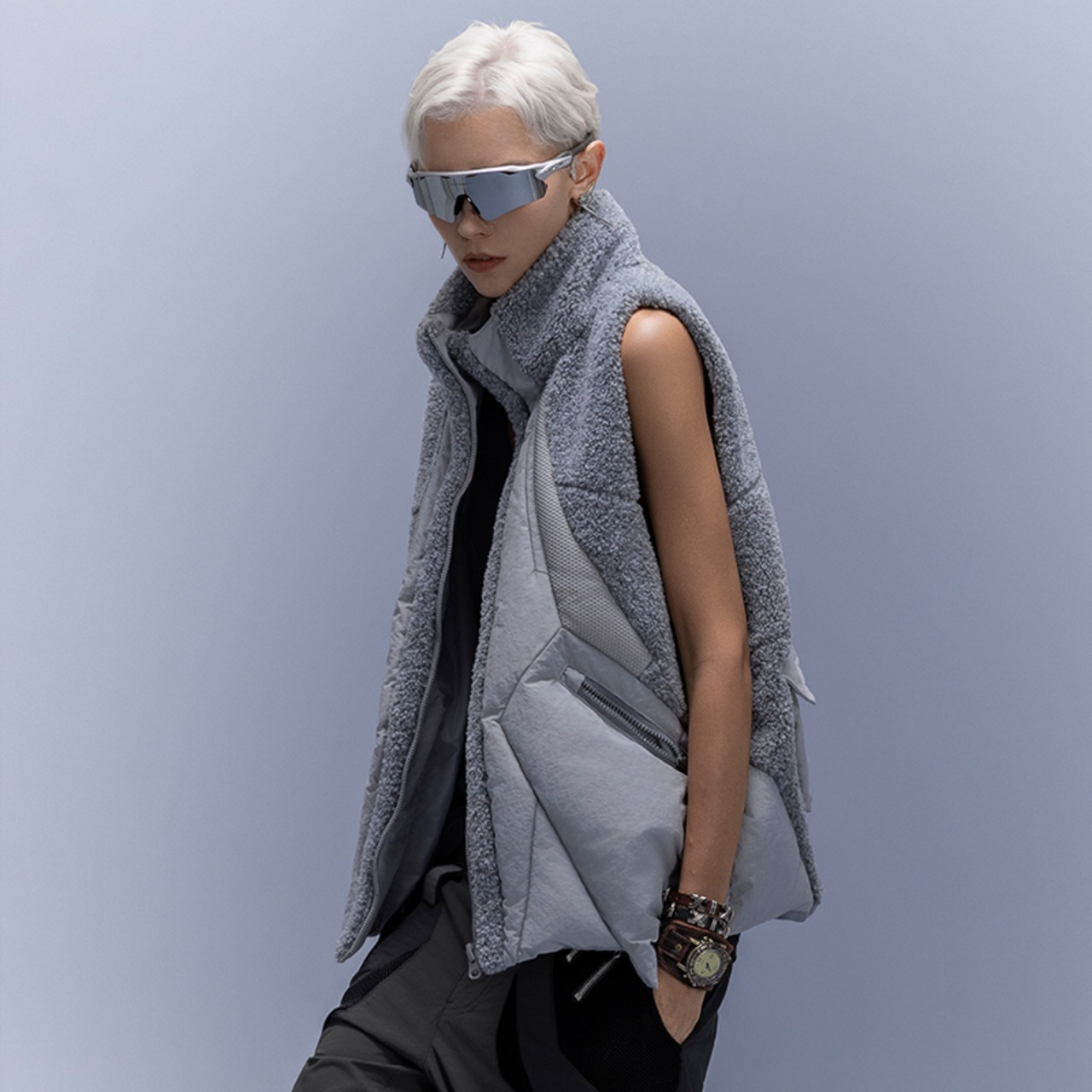 XIPHEVIL ハイネックウォームサイバーベスト