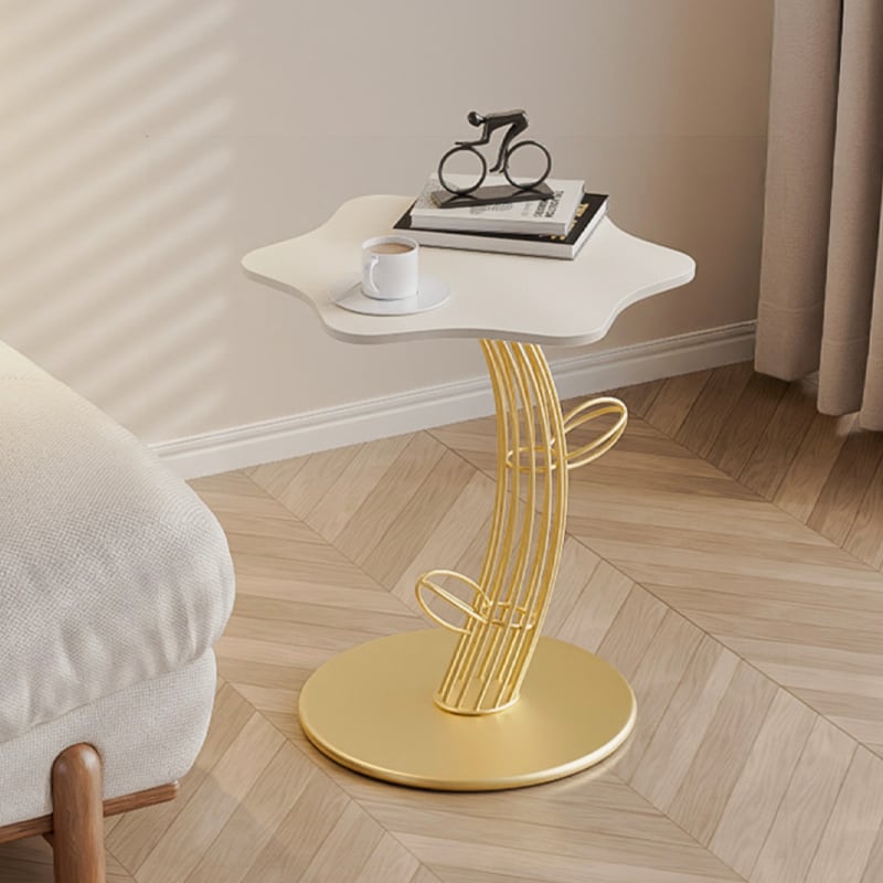 一人暮らしに最適 シンプルモダン サイドテーブルゴールド