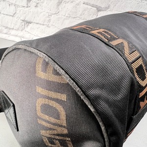 FENDI フェンディ ナイロン ボストンバッグ 黒 A-13838