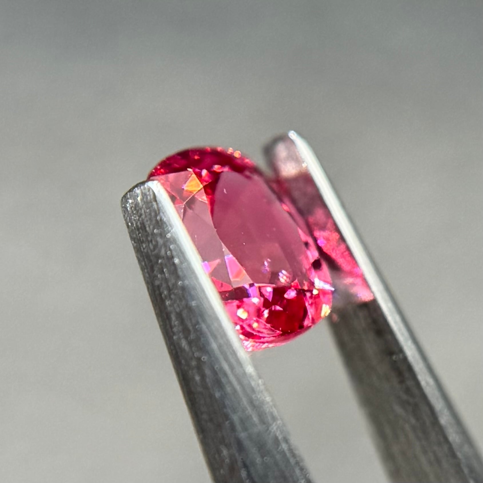 ソーティング付】スピネル 0.695ct | scintillétoile