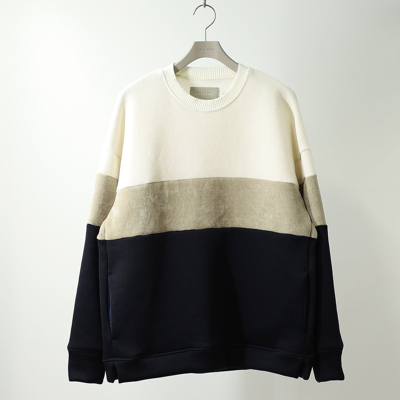 CURLY&Co.】 | theater(シアター)