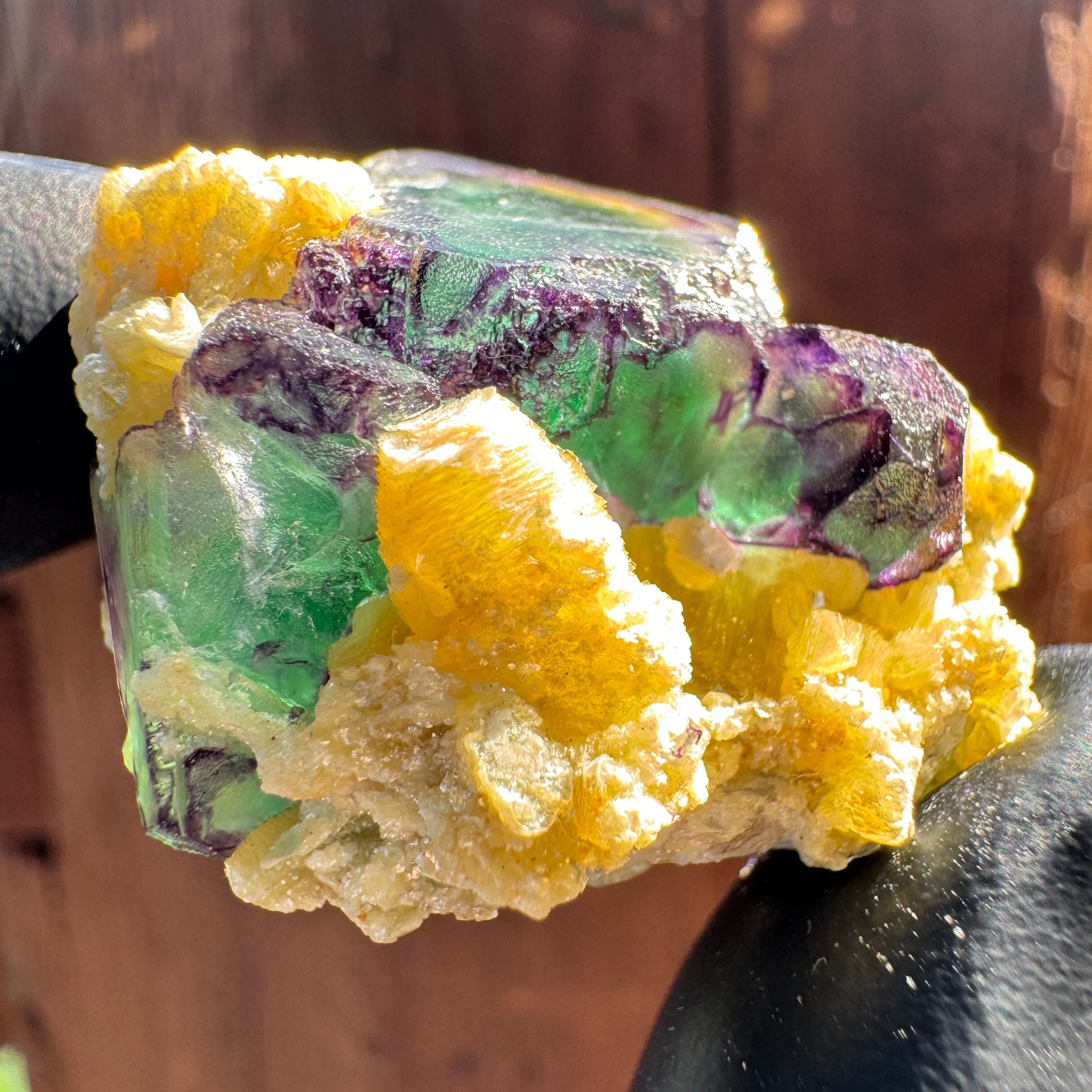 レインボーインクルージョン グリーンフローライト ナミビア エロンゴ