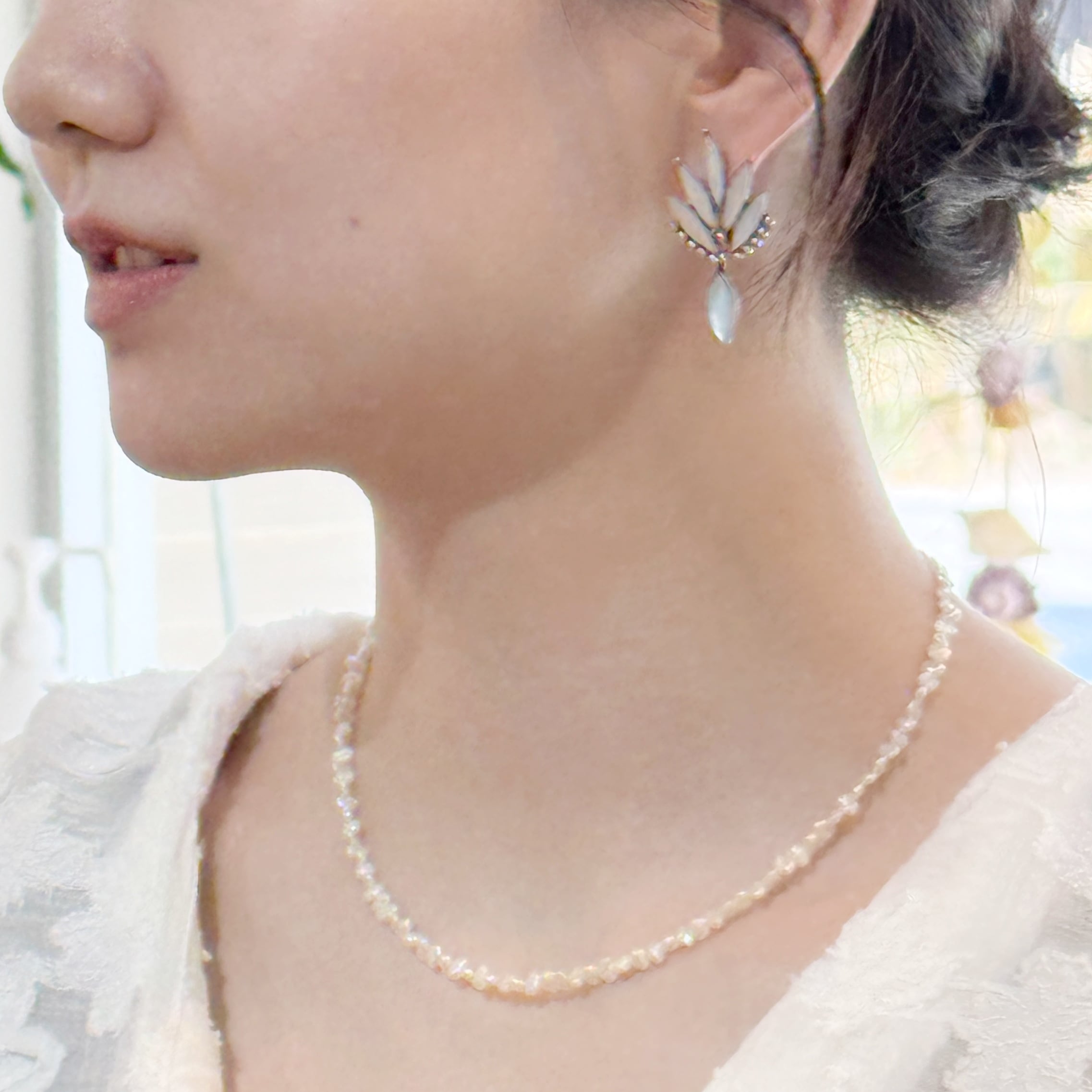 残りわずか】ラグジュアリー コレクション 白蝶貝 王冠ピアス | 【公式