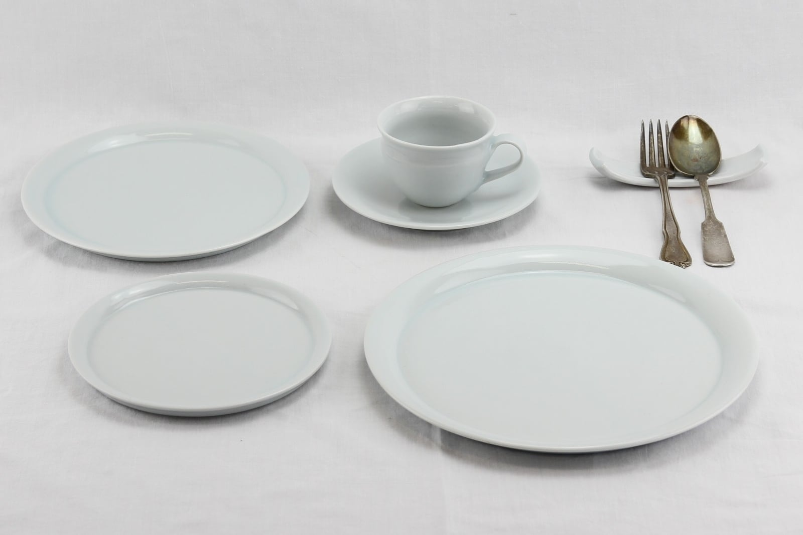 白磁プレート 大 | 会津本郷焼 Online Shop