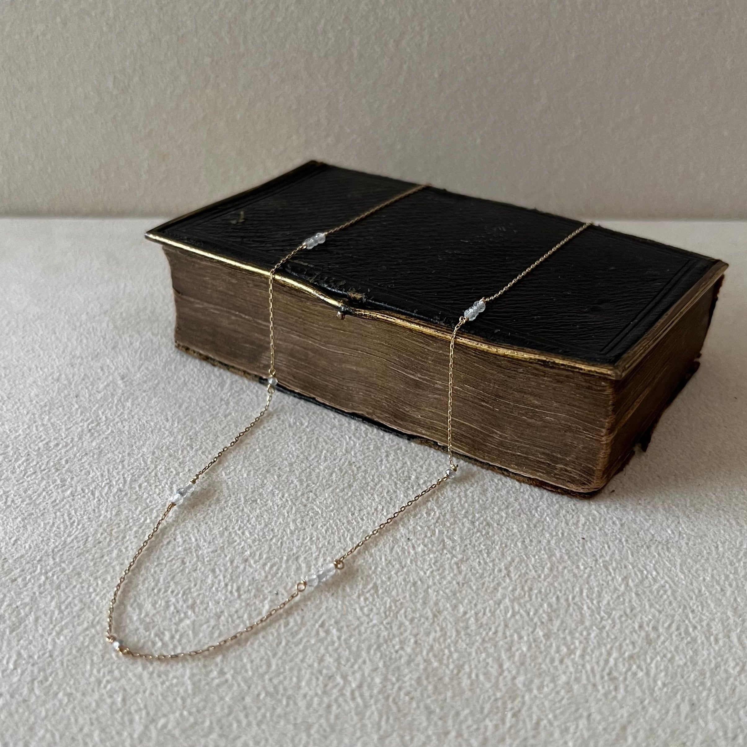 K10 トパーズのステーションネックレス