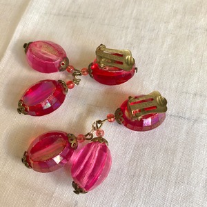 vintage red & pink beads earrings